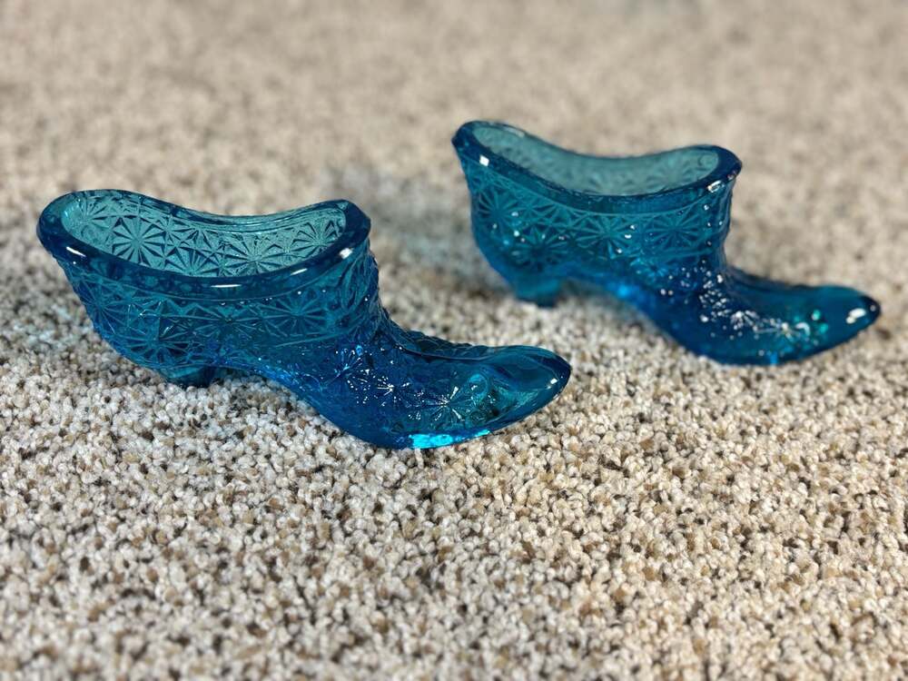 Vintage Fenton Deep Aqua Blue Glass Shoe Slipper- Daisy Button Pattern.